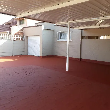 Robertsham Villa Johannesburg Exterior photo