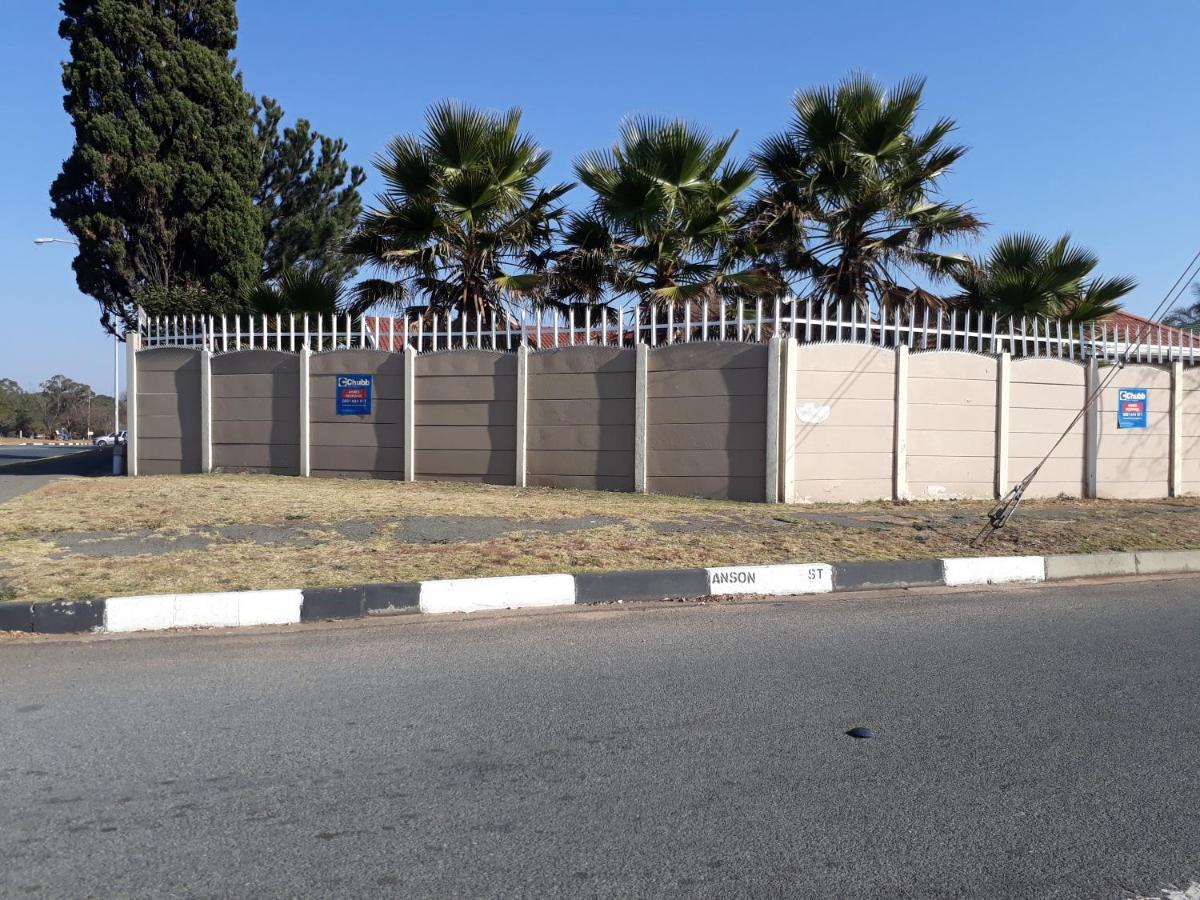 Robertsham * Johannesburg