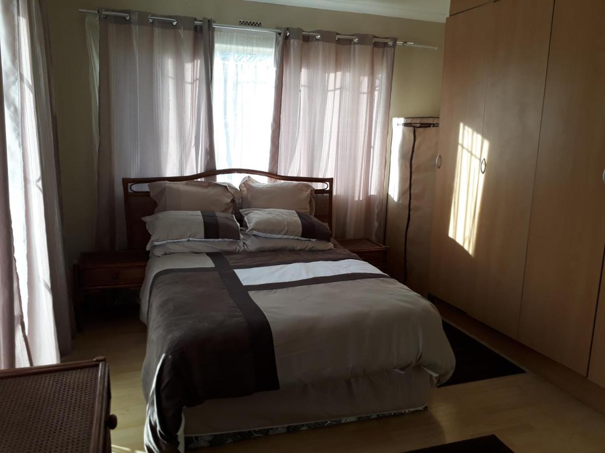 Robertsham * Johannesburg